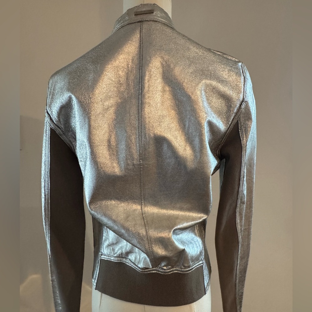 Lamarqué brand leather silver jacket size small (size 4-6). Perfect conditions. - Picture 2 of 6